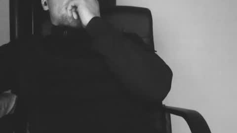 Snapshot of lev1ngston chatting on 09-15-25, 08:31 lev1ngston online show from 09-15-25, 08:31