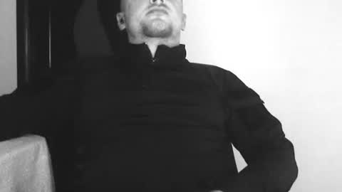 Snapshot of lev1ngston chatting on 09-29-25, 06:13 lev1ngston online show from 09-29-25, 06:13