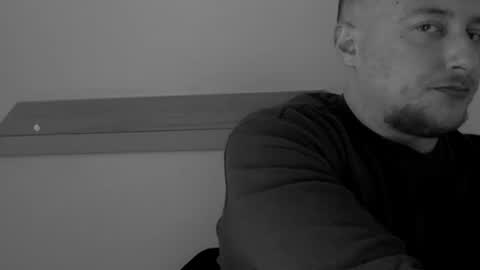 Snapshot of lev1ngston chatting on 03-04-26, 02:01 lev1ngston online show from 03-04-26, 02:01