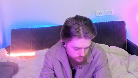 lev_miller online show from 03-09-26, 02:26