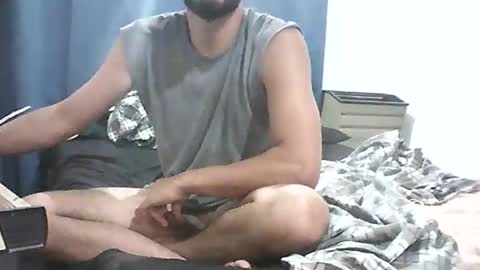 Snapshot of leviatanencasa chatting on 02-15-26, 03:42 leviatanencasa online show from 02-15-26, 03:42