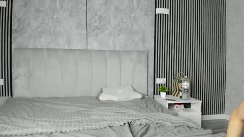 Lona  Levi online show from 10-20-25, 09:32