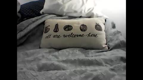 Snapshot of leweylewy chatting on 01-06-26, 02:37 leweylewy online show from 01-06-26, 02:37