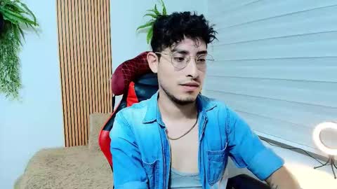 Snapshot of lex_ross chatting on 09-14-25, 12:54 lex ross online show from 09-14-25, 12:54