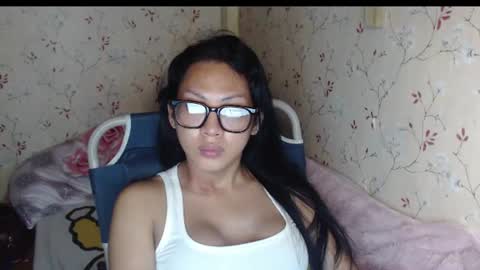 Hev Lexi online show from 06-18-26, 12:42