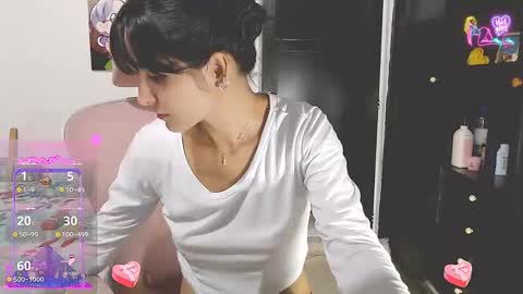 Snapshot of lexi19_ chatting on 05-24-26, 01:10 lexi19_ online show from 05-24-26, 01:10