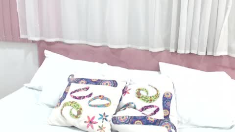 Gabrielle online show from 02-03-25, 05:35