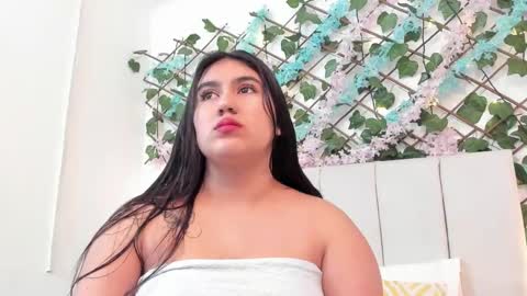 Gabrielle online show from 09-15-25, 10:26