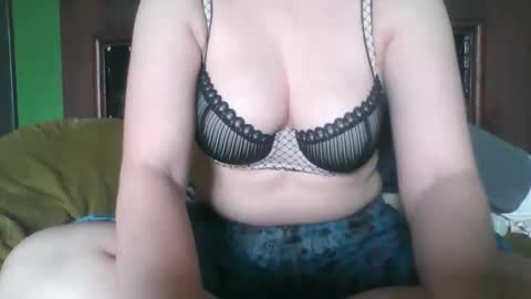 Snapshot of lexi_mariz chatting on 05-26-26, 03:30 lexi_mariz online show from 05-26-26, 03:30