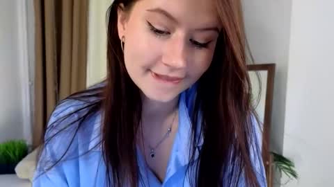 Vicki online show from 09-10-25, 03:01