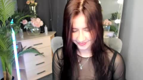 Vicki online show from 09-18-25, 03:03