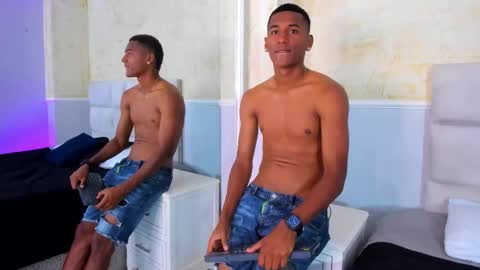 Snapshot of lexianddeker chatting on 10-01-25, 05:41 Lexi  Derek online show from 10-01-25, 05:41