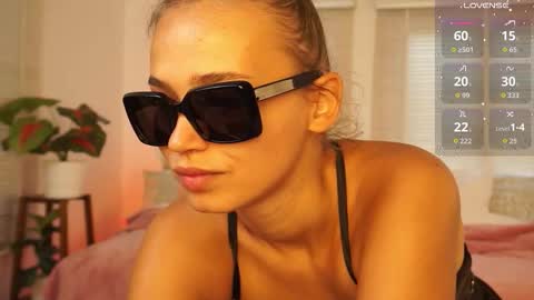 Snapshot of lexicoy_ chatting on 09-11-25, 09:42 Lexi online show from 09-11-25, 09:42