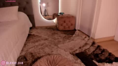 LEXIE online show from 03-07-26, 11:35