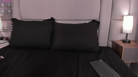 Snapshot of lexiee__ chatting on 05-05-26, 12:13 lexiee__ online show from 05-05-26, 12:13