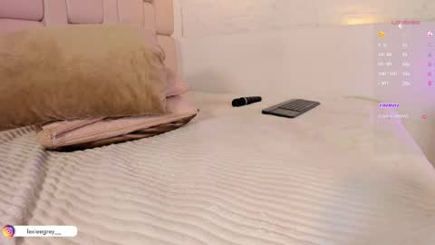 Lexie  online show from 02-18-25, 03:10