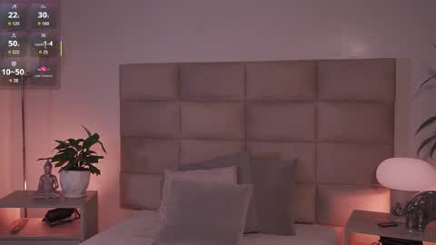 Lexie  online show from 04-01-26, 11:55