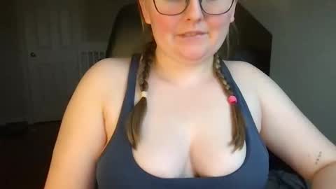 lexie online show from 10-30-25, 08:31