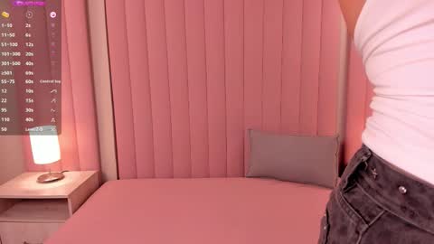 Lexie Thompson  online show from 02-25-26, 12:15