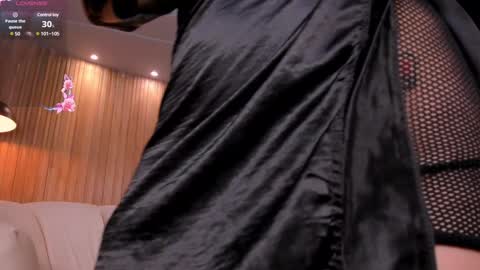 Snapshot of lexiewayne chatting on 12-16-24, 10:56 Lexie online show from 12-16-24, 10:56