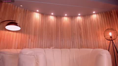 Snapshot of lexiewayne chatting on 12-21-24, 01:58 Lexie online show from 12-21-24, 01:58