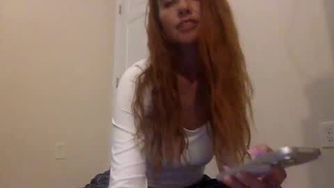Snapshot of lexiial0 chatting on 05-30-26, 02:19 Alexia L. online show from 05-30-26, 02:19