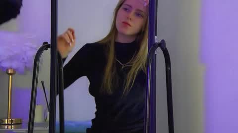 Snapshot of lexireadway chatting on 09-10-25, 06:24 Lexi online show from 09-10-25, 06:24