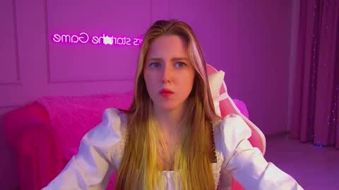 Snapshot of lexireadway chatting on 09-18-25, 06:26 Lexi online show from 09-18-25, 06:26
