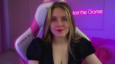Snapshot of lexireadway chatting on 05-14-26, 06:42 Lexi online show from 05-14-26, 06:42
