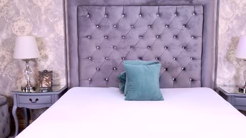 Lexi Riley online show from 03-25-26, 06:30