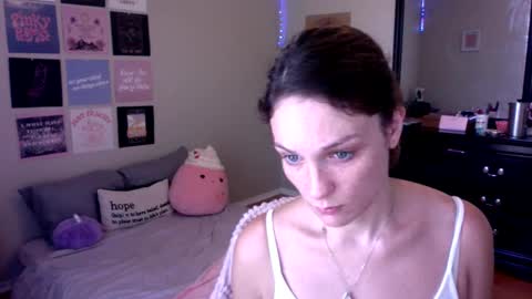 lexwyoex online show from 09-26-25, 04:11