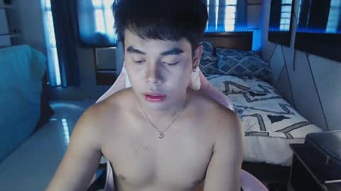 Alex online show from 04-19-26, 07:51