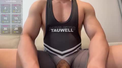 AsianKing online show from 12-16-25, 02:27