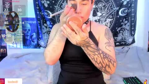 LEXXY online show from 10-19-25, 02:07