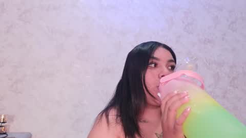 lexy and mia online show from 06-08-26, 03:18