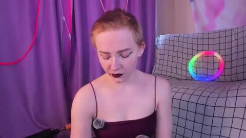 LexxxY online show from 09-24-25, 07:33