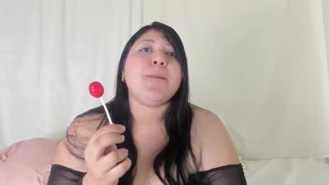 Snapshot of lexy_rosee chatting on 11-19-25, 01:22 Lexy online show from 11-19-25, 01:22