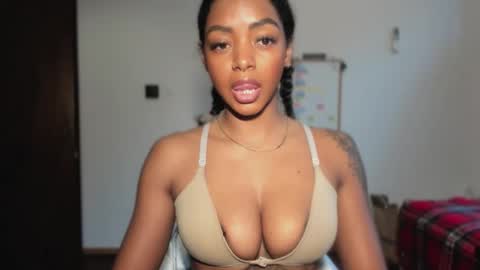 Snapshot of lexy_squirt_queen chatting on 02-03-26, 02:44 LEXY - Independent account online show from 02-03-26, 02:44