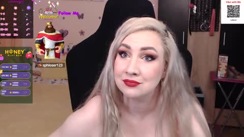 Snapshot of lexygold chatting on 01-09-25, 02:40 Lexy online show from 01-09-25, 02:40