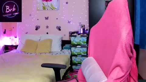 Snapshot of lexygold chatting on 11-27-25, 05:37 Lexy online show from 11-27-25, 05:37