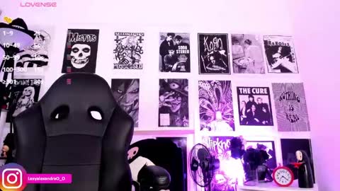 LexyJoyce online show from 05-30-26, 08:17