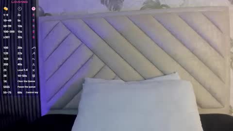 lexy online show from 11-27-25, 04:14