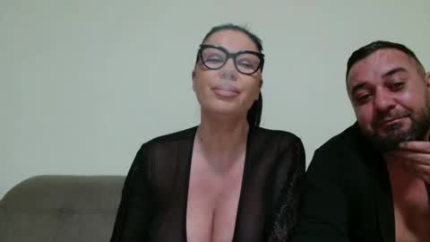 Leya online show from 12-19-25, 09:44