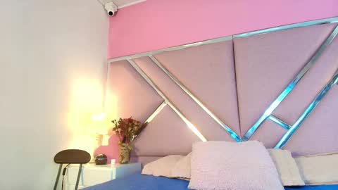 Snapshot of leyabonne chatting on 09-22-25, 02:30 Leya online show from 09-22-25, 02:30