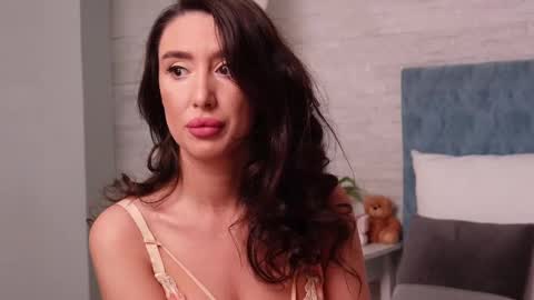 LeylaGracey online show from 02-13-25, 04:54