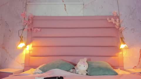 LEZY online show from 10-07-25, 07:44