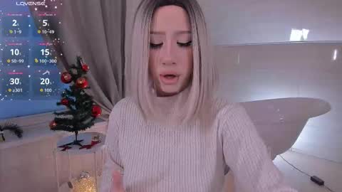 Lisa online show from 12-17-25, 02:39