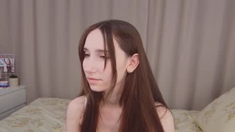 Snapshot of lezyliza chatting on 01-19-25, 03:53 Liza online show from 01-19-25, 03:53