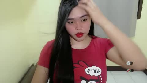 Snapshot of lhara_cumming chatting on 02-27-25, 11:59 LHARA online show from 02-27-25, 11:59
