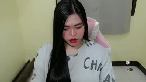Snapshot of lhara_cumming chatting on 03-03-25, 11:03 LHARA online show from 03-03-25, 11:03
